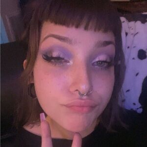 Meet your Posher, Journey